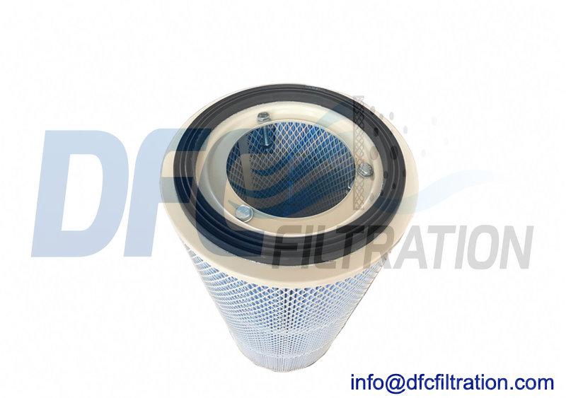 Screw mounted dust collector filter cartridge
